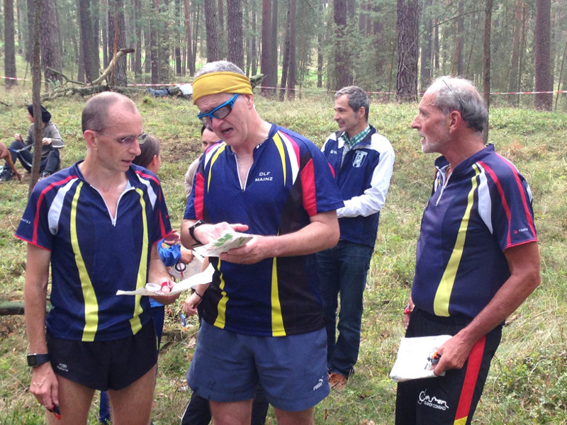 H175 Mannschaft des OLF Mainz im Ziel